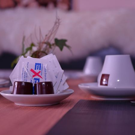 Hotel-Rotisserie La Tour Rouge Delémont Kültér fotó
