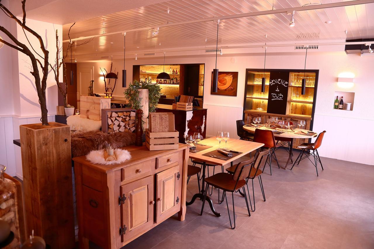 Hotel-Rotisserie La Tour Rouge Delémont Kültér fotó